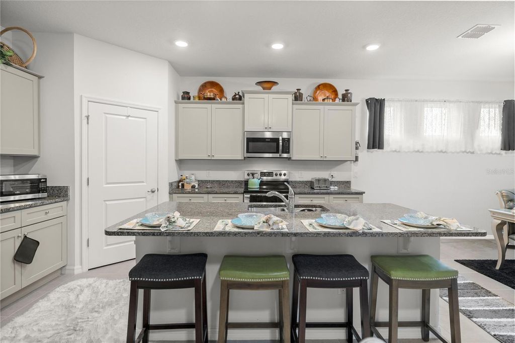 Photo of 6474 SW 89th Loop, Ocala, FL 34476 (MLS # OM716785)