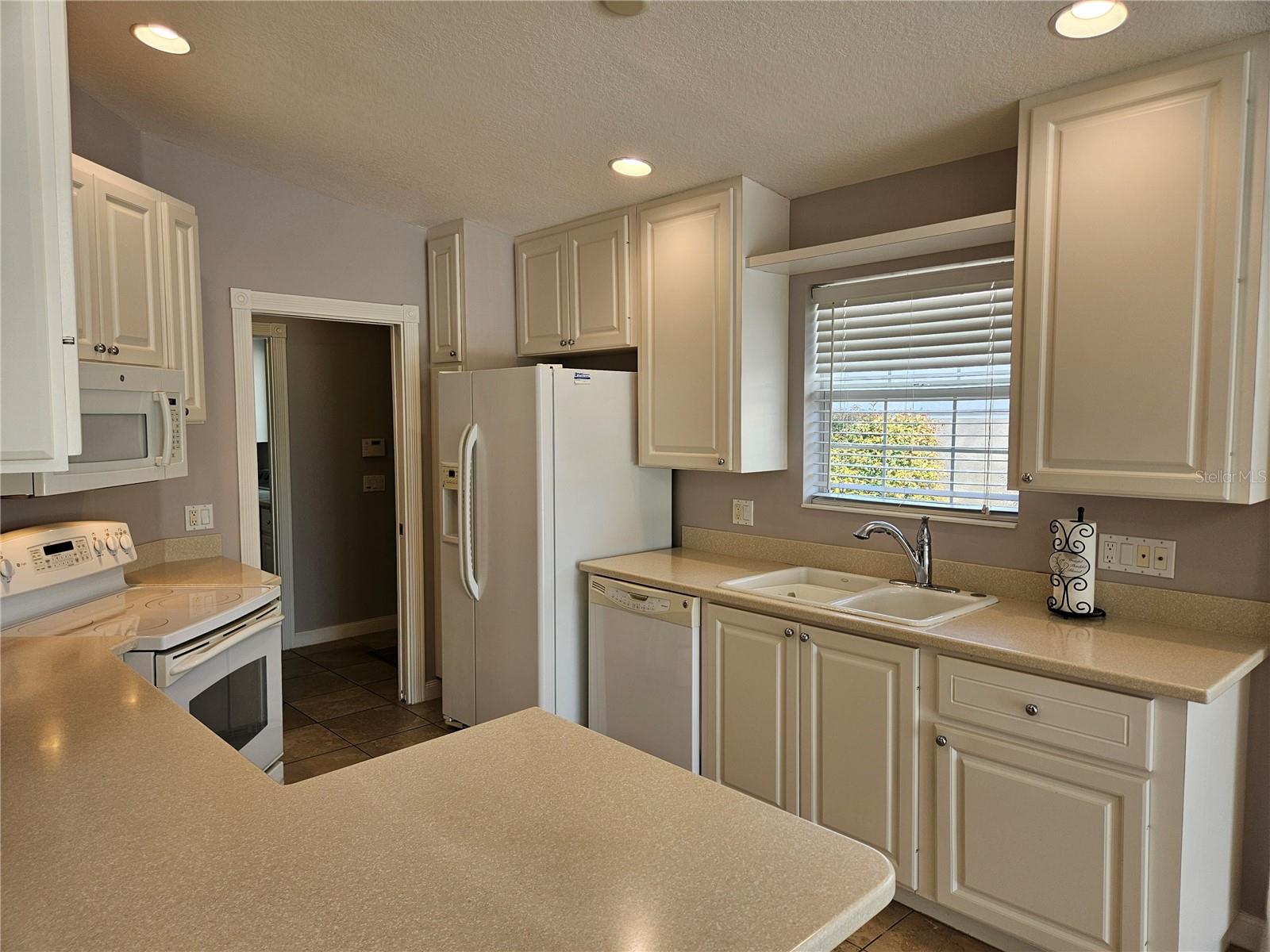 ISLES OF SARASOTA - Residential Lease