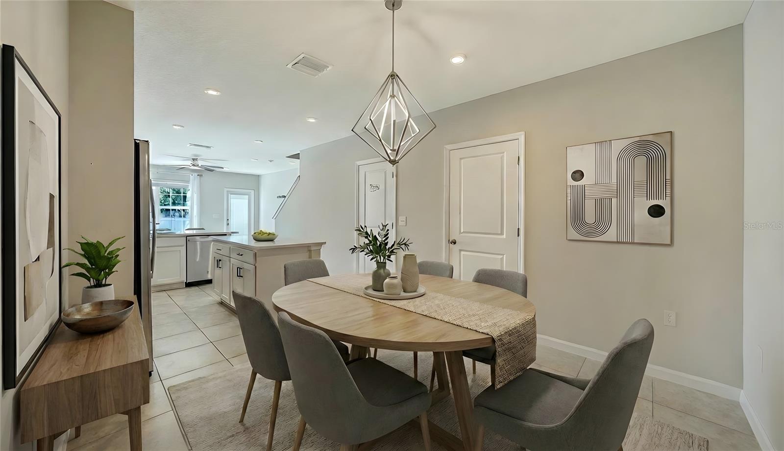 AVALON WOODS - Residential