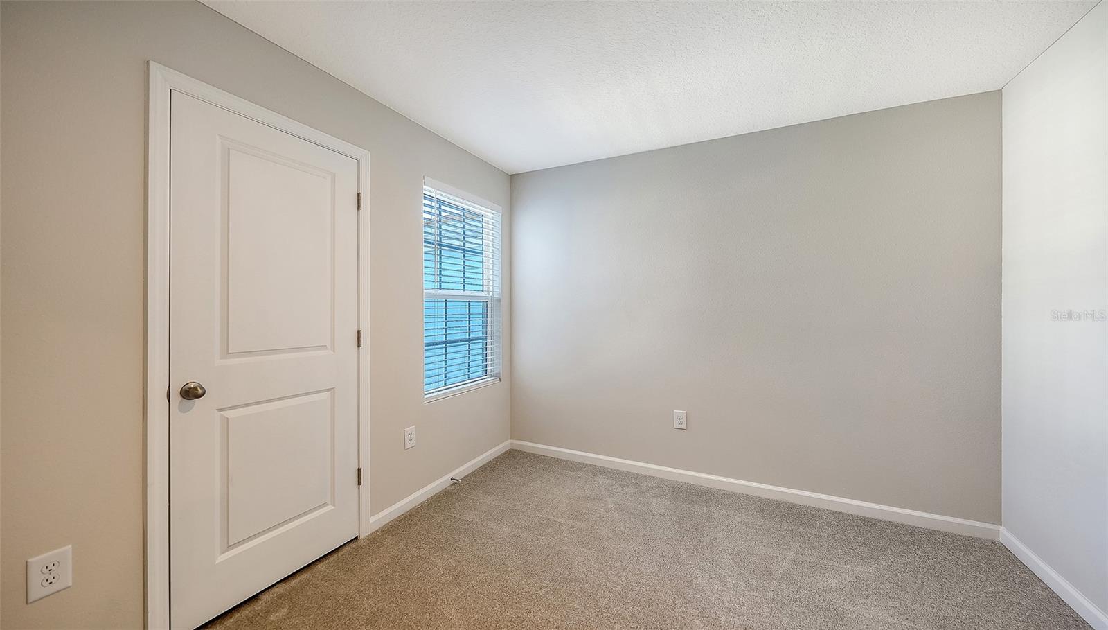 AVALON WOODS - Residential