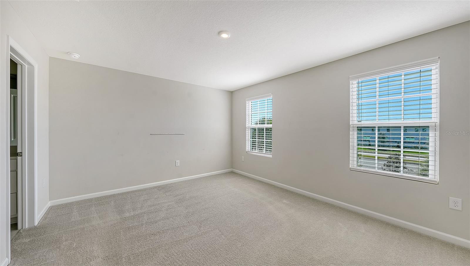 AVALON WOODS - Residential