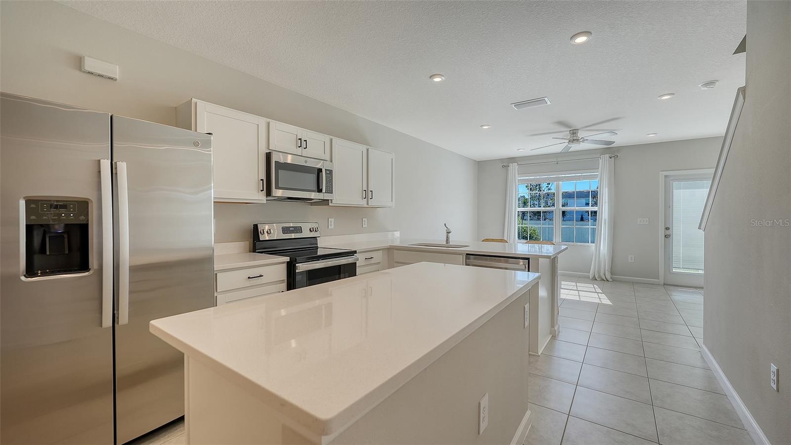 AVALON WOODS - Residential