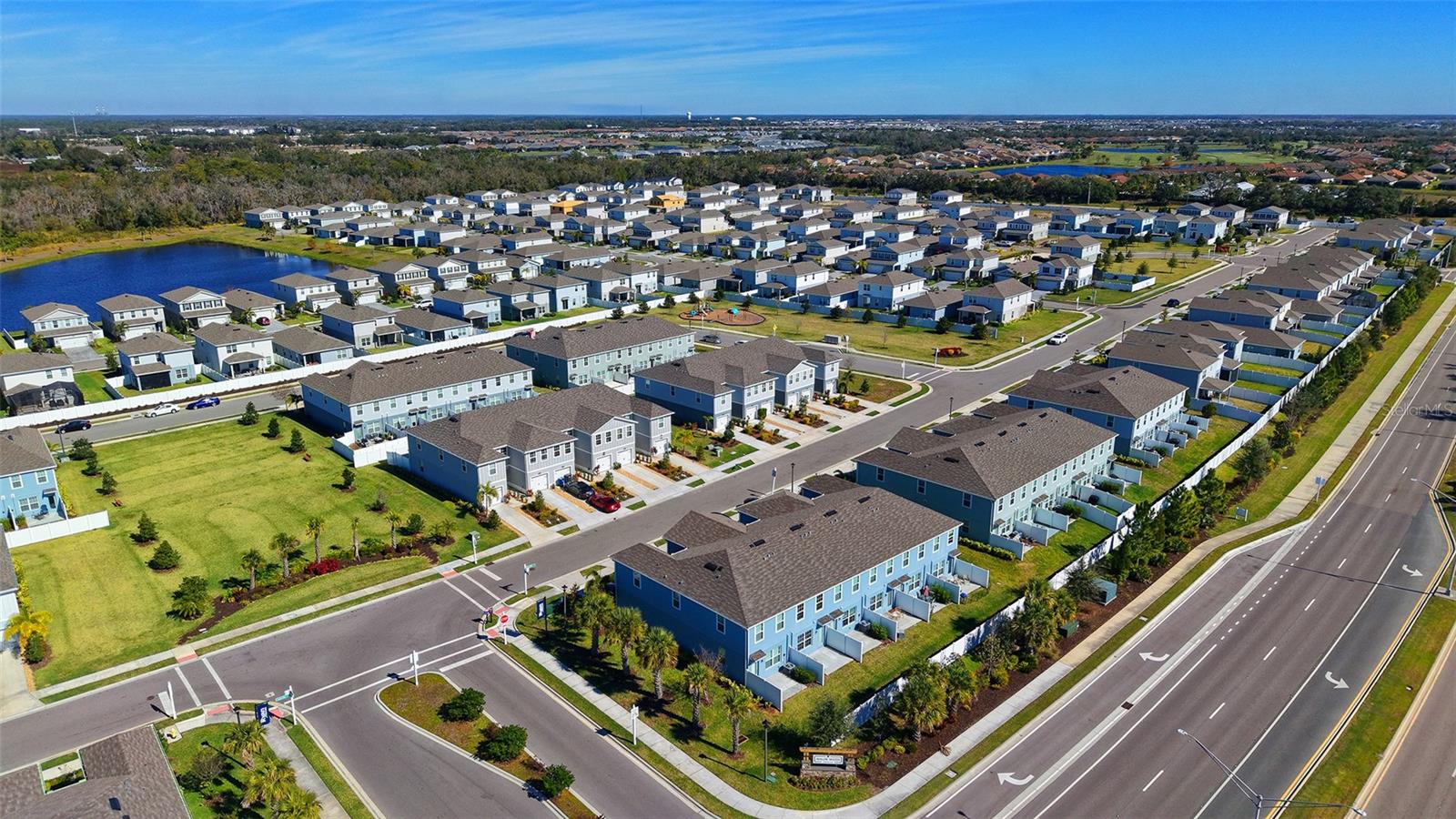 AVALON WOODS - Residential