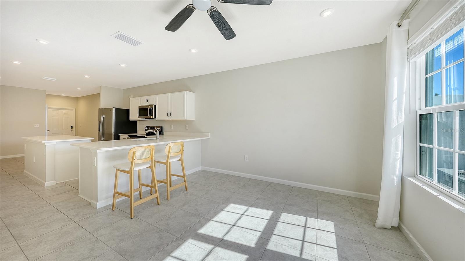 AVALON WOODS - Residential