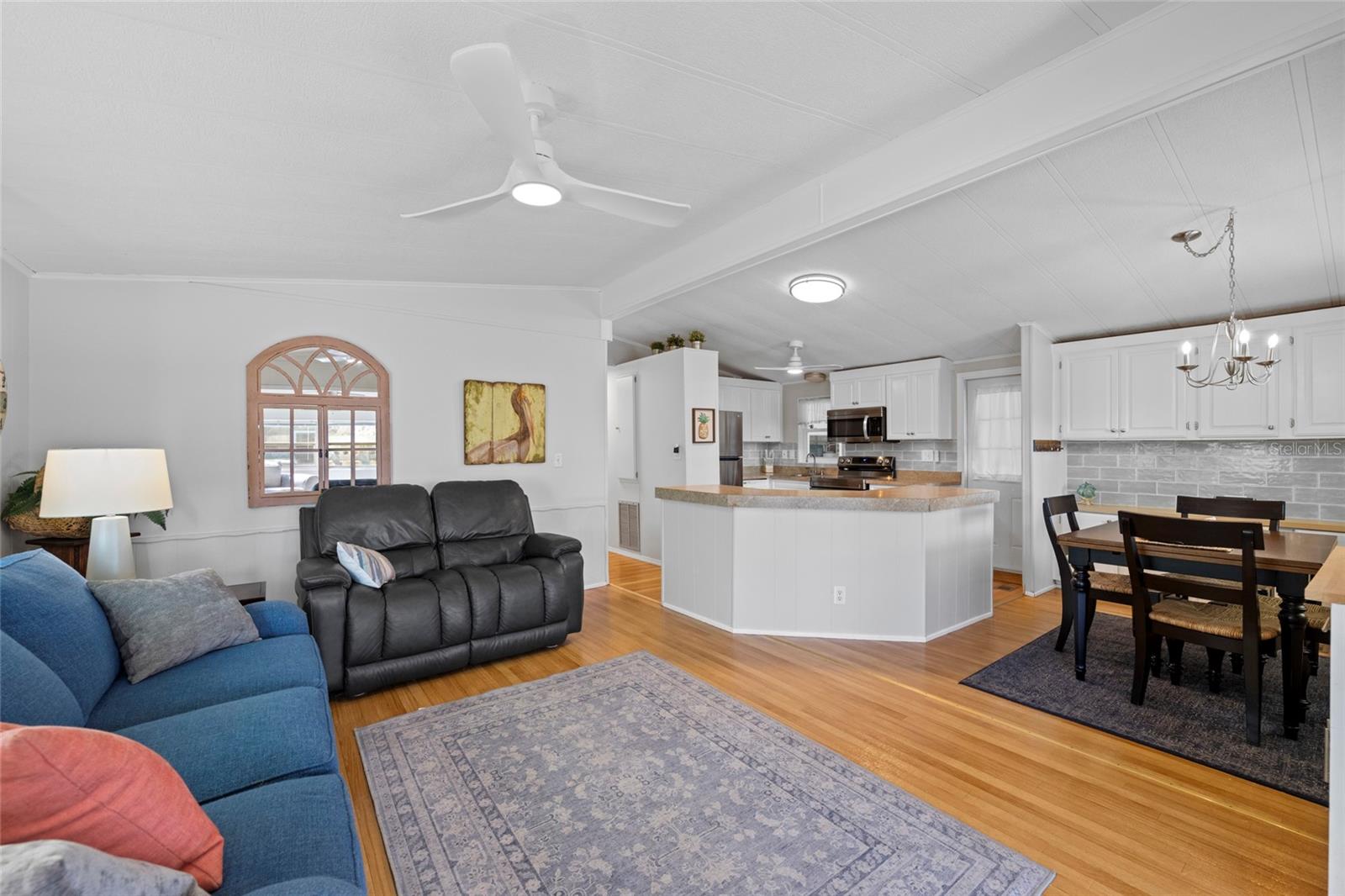 WESTWINDS MOBILE HOME CO-OP OR754/129 - Residential