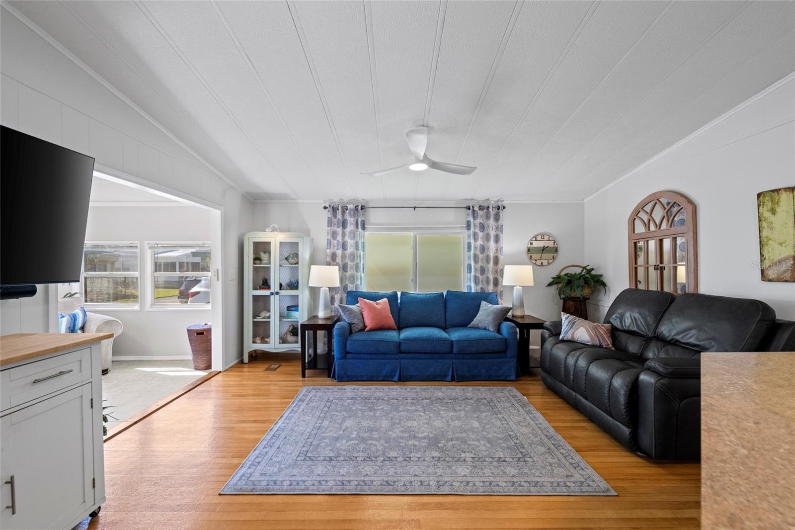 WESTWINDS MOBILE HOME CO-OP OR754/129 - Residential