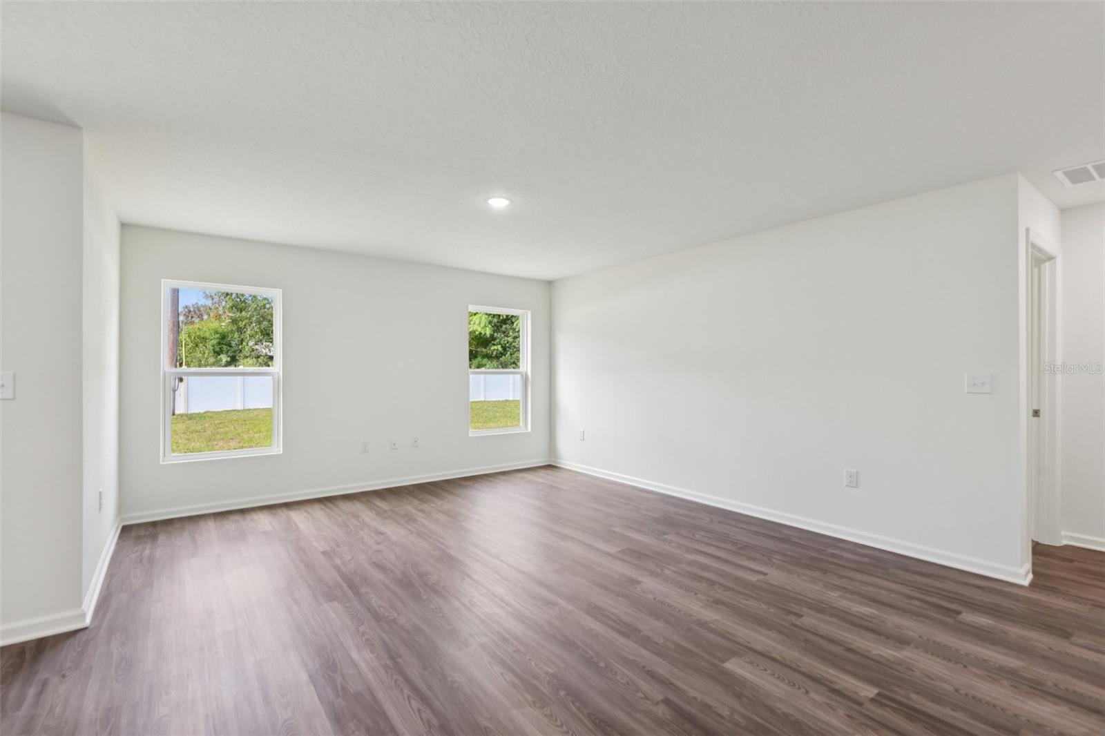 HOWARD HEIGHTS - Residential