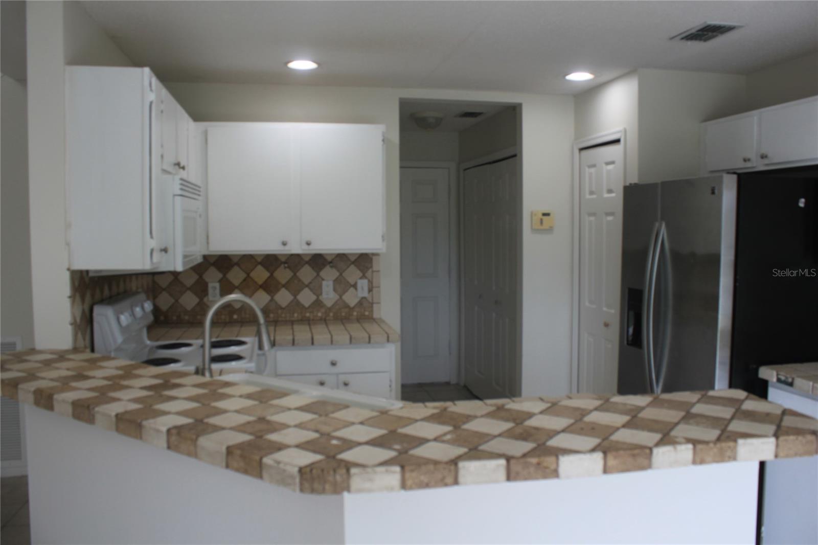 REMINGTON PARCEL J - Residential Lease