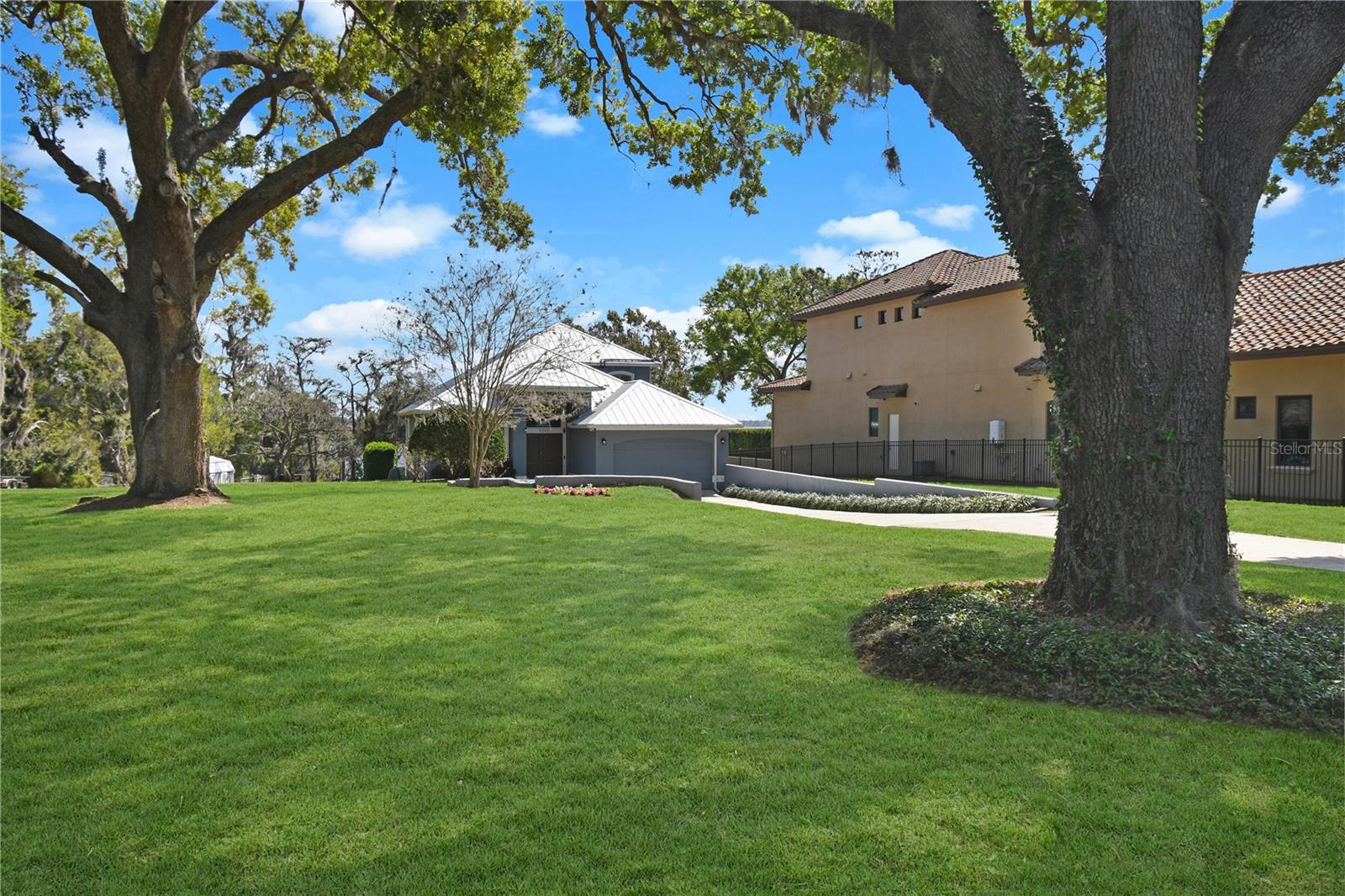 5243 W LAKE BUTLER ROAD
