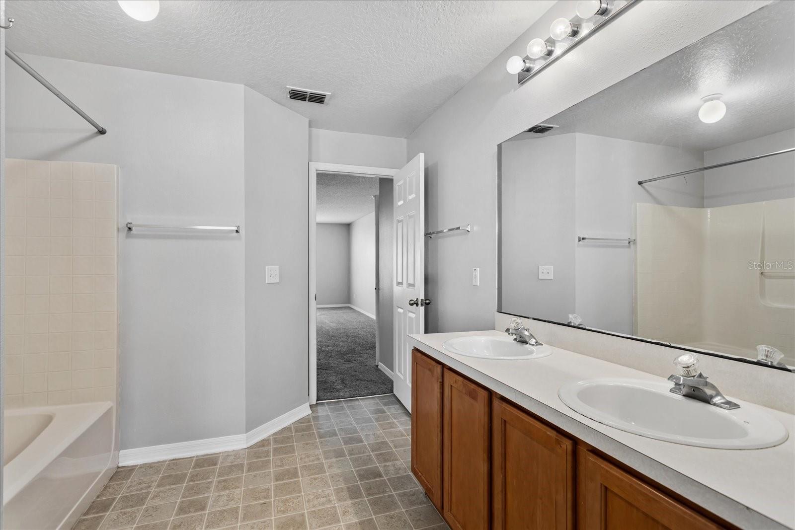 SKYRIDGE VALLEY PHASE II - Residential
