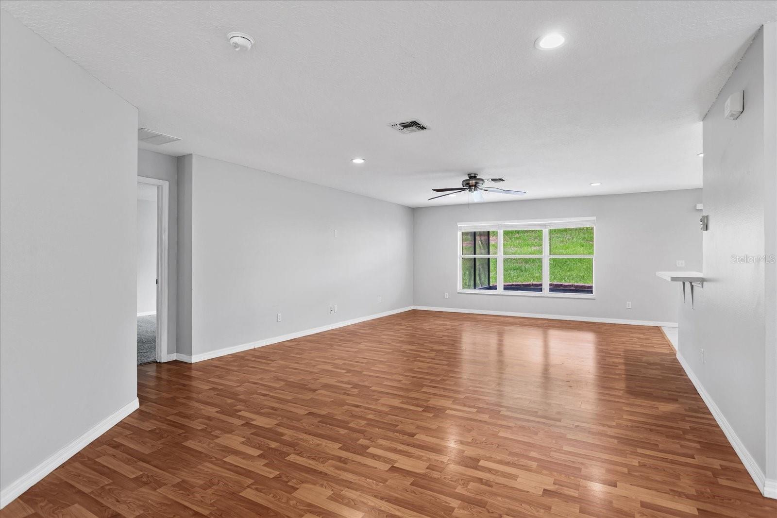 1882 VALE DRIVE