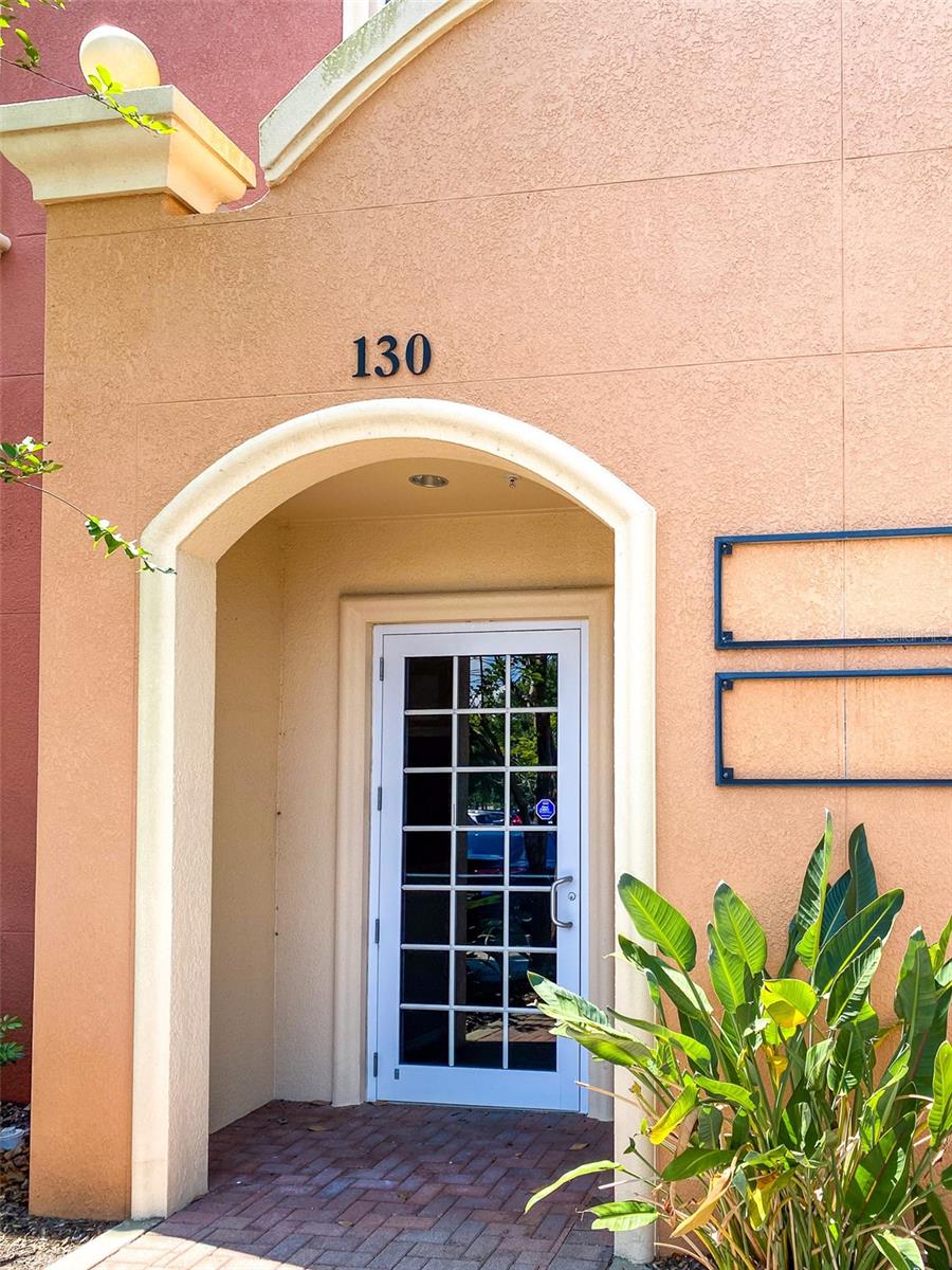 RIVERWALK PROFESSIONAL PARK - Commercial Lease