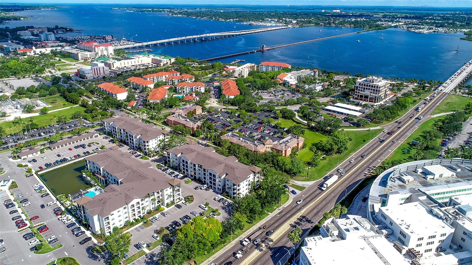 RIVERWALK PROFESSIONAL PARK - Commercial Lease