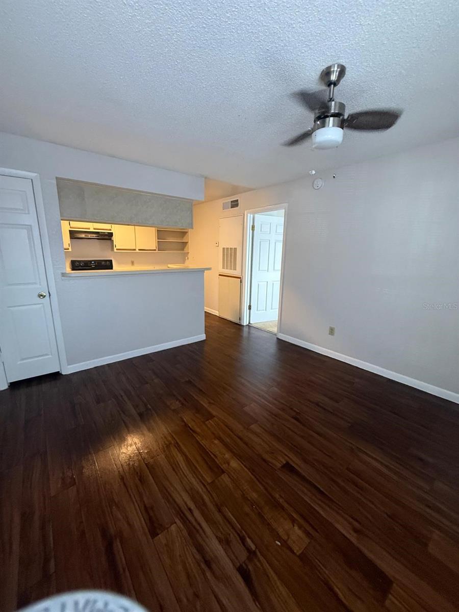 REGENCY GARDENS - Residential