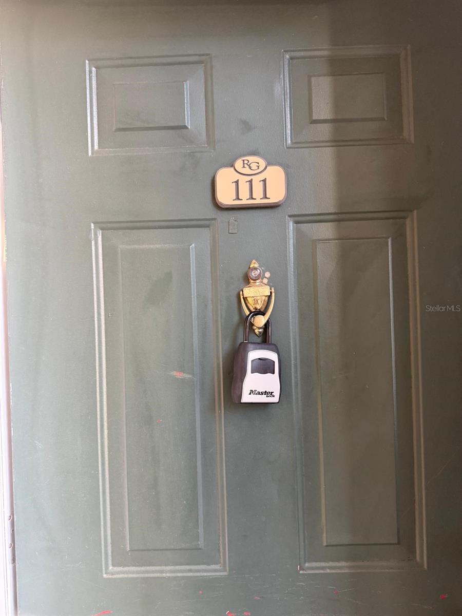 REGENCY GARDENS - Residential