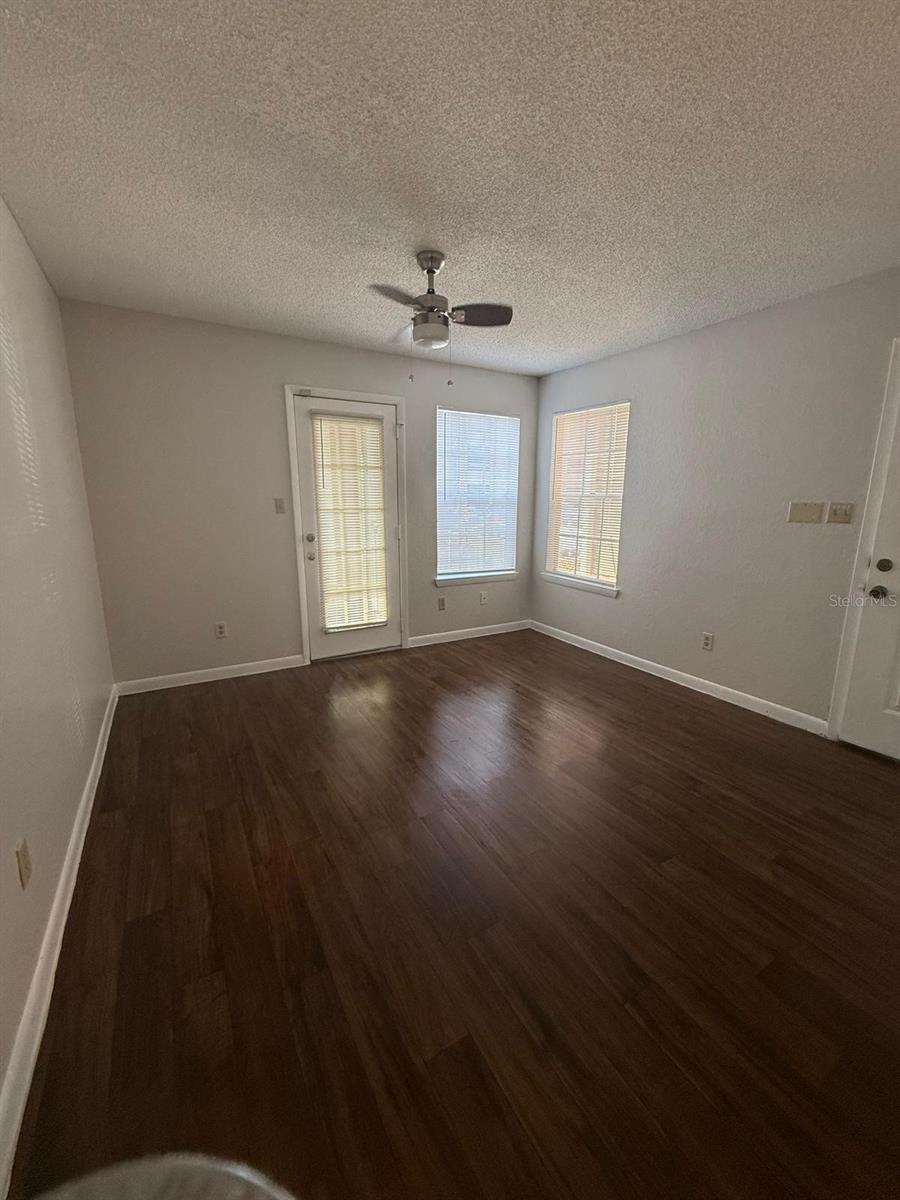 REGENCY GARDENS - Residential