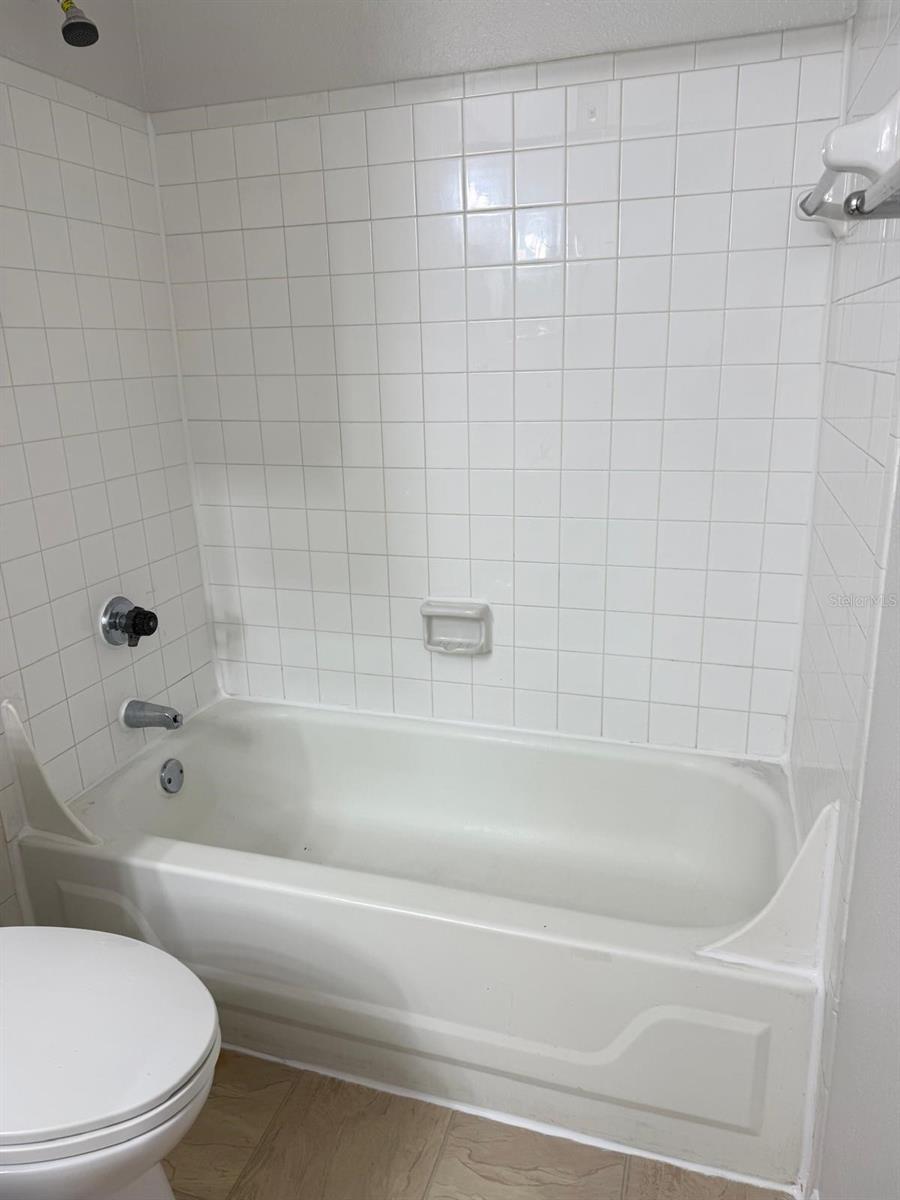 REGENCY GARDENS - Residential