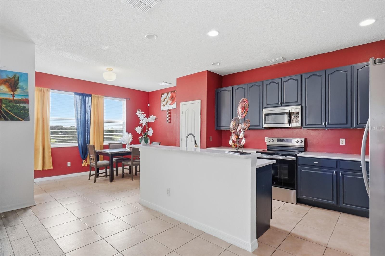 7254 COUNTRY RUN PARKWAY