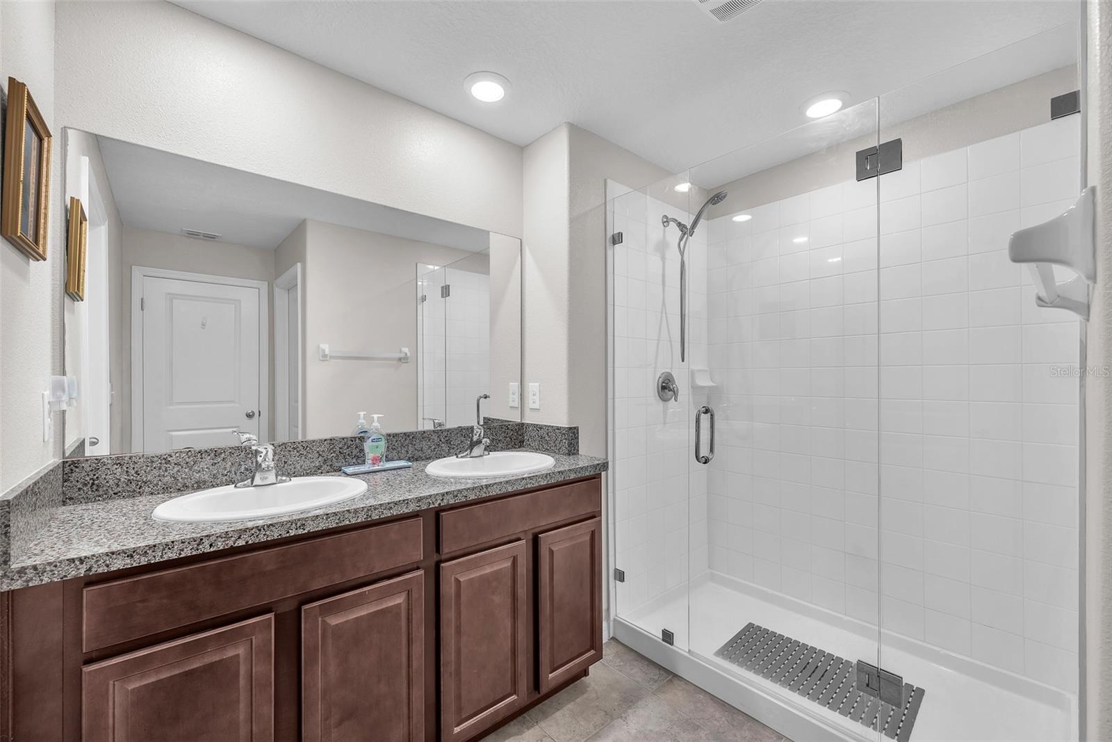 AYERSWORTH GLEN PH 3B - Residential