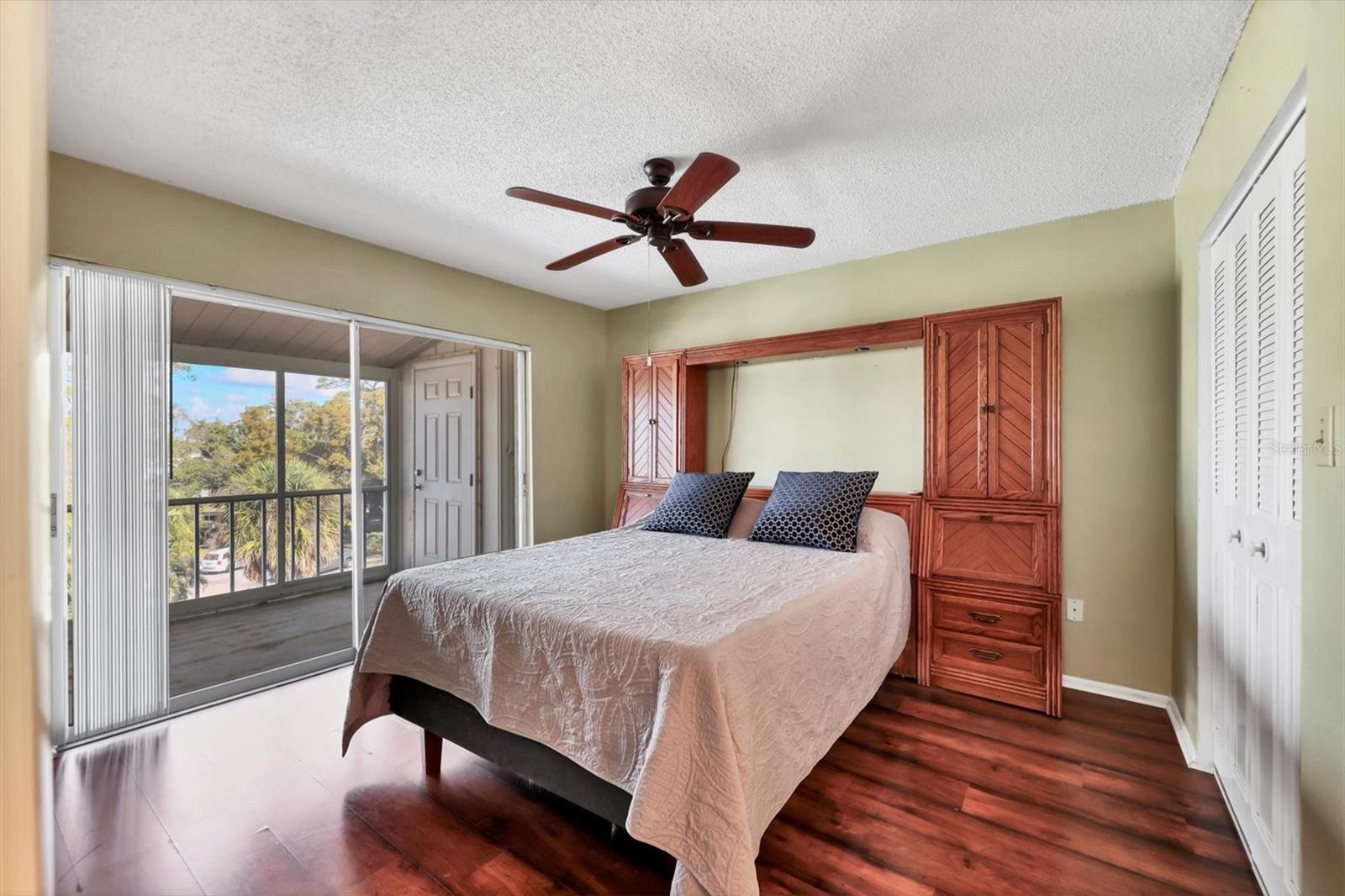 SARABAY COVES - Residential