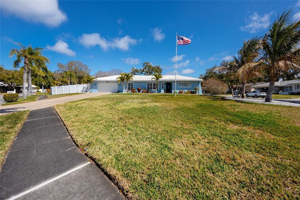 Photo of 6911 121st Street, Seminole, FL 33772 (MLS # TB8477393)