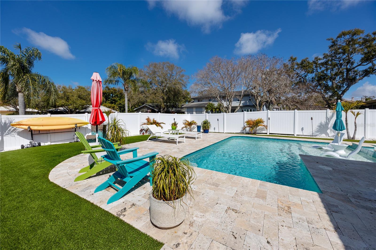 CANTERBURY CHASE - Residential