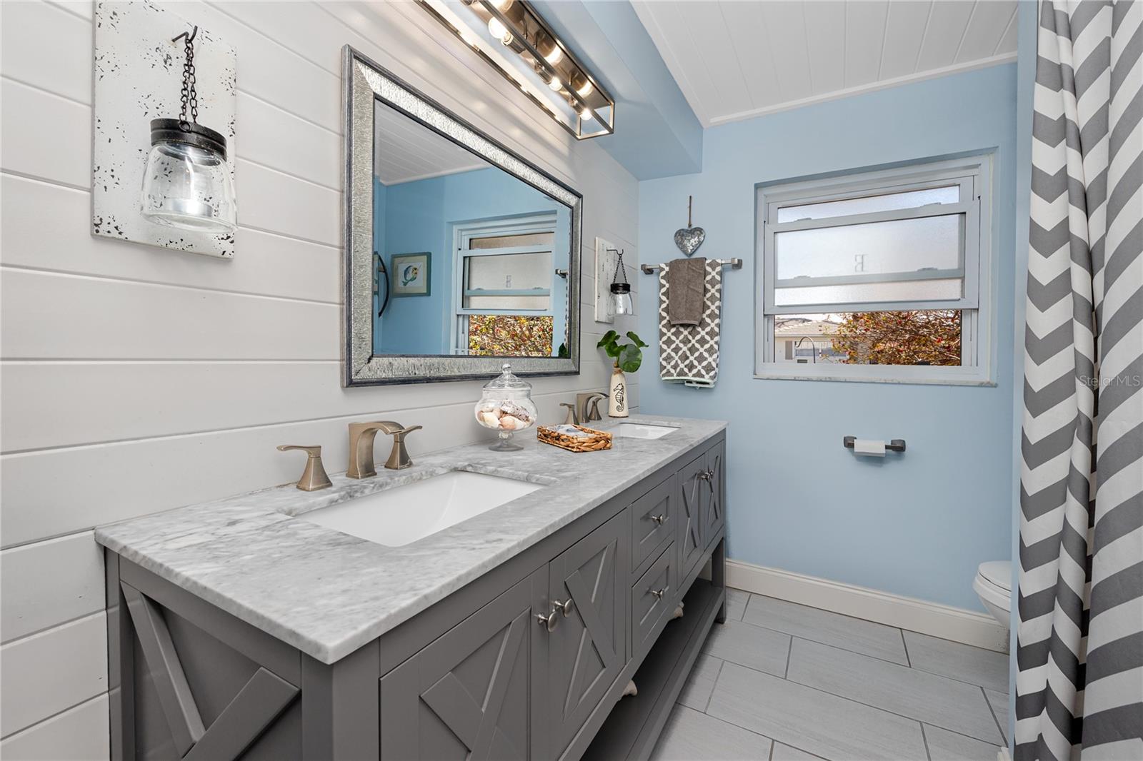 CANTERBURY CHASE - Residential