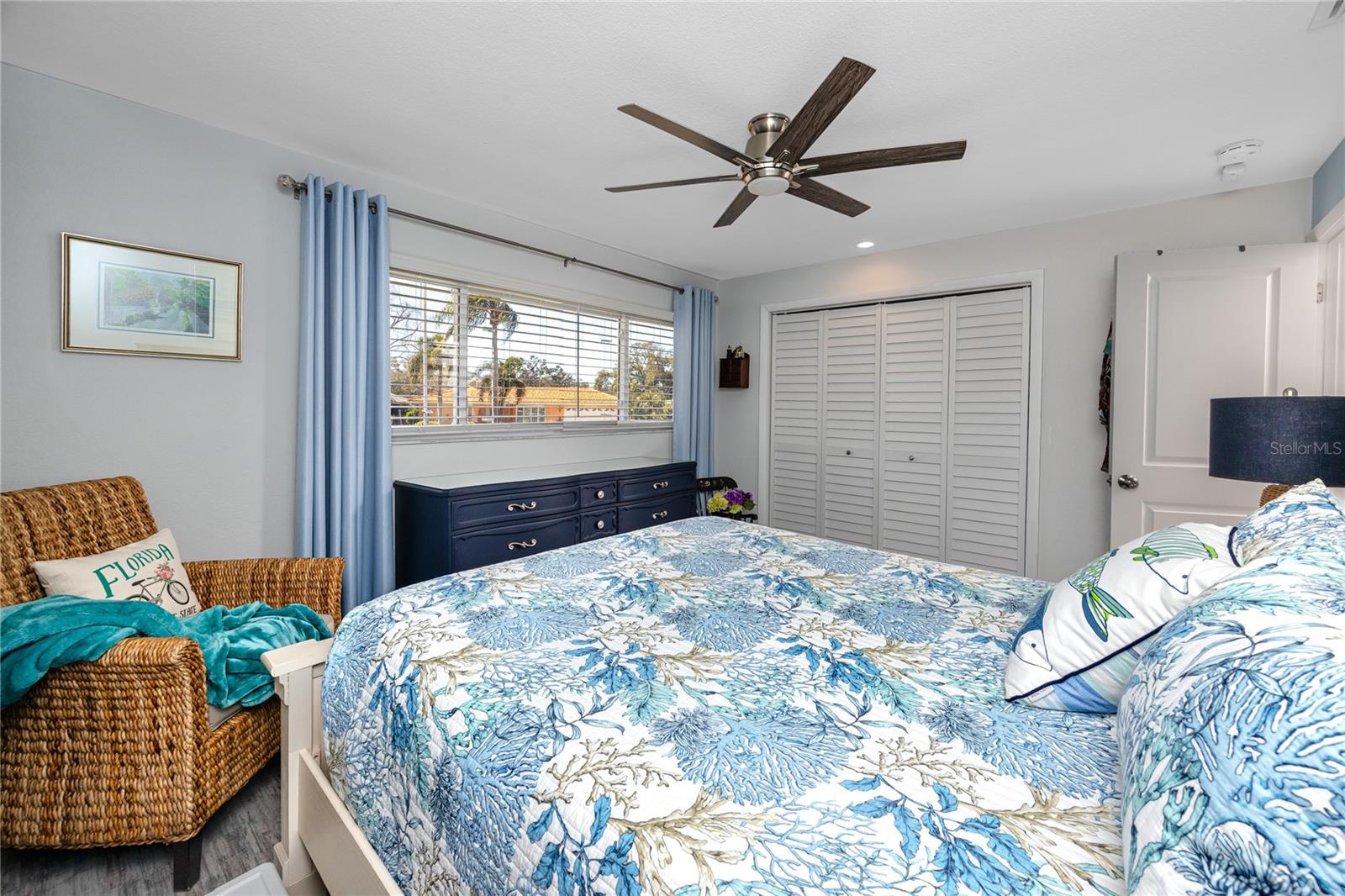 CANTERBURY CHASE - Residential