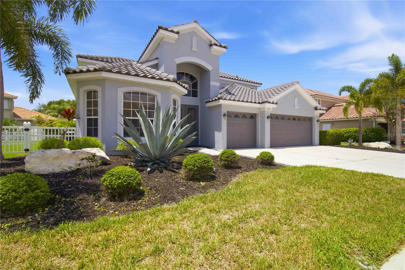 7614 DOUBLE PINE DRIVE