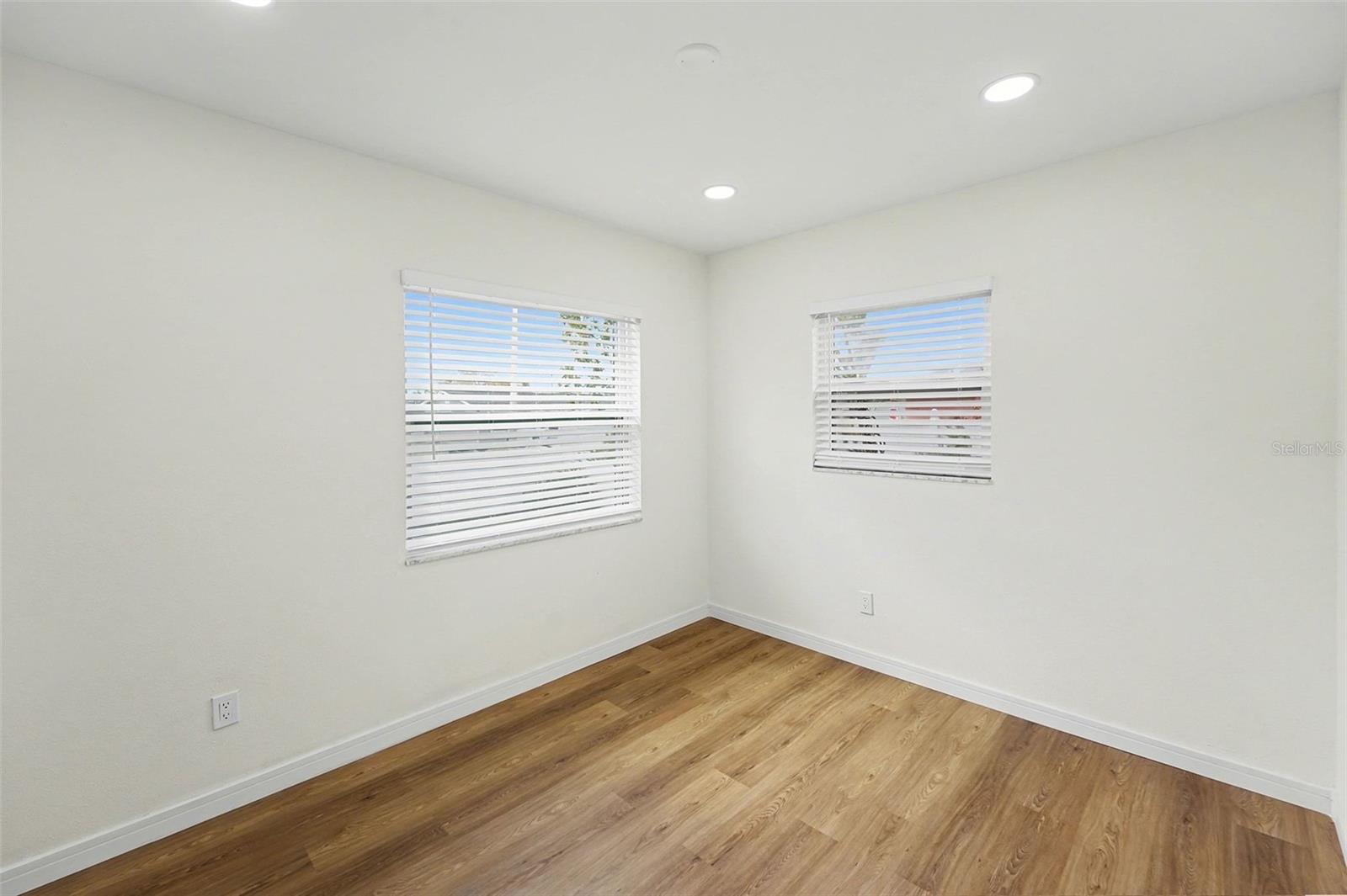 NORTHWEST PARK UNIT NO 1 - Residential