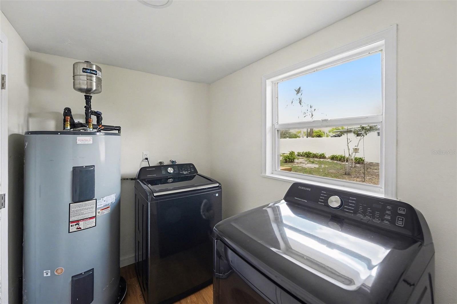 NORTHWEST PARK UNIT NO 1 - Residential