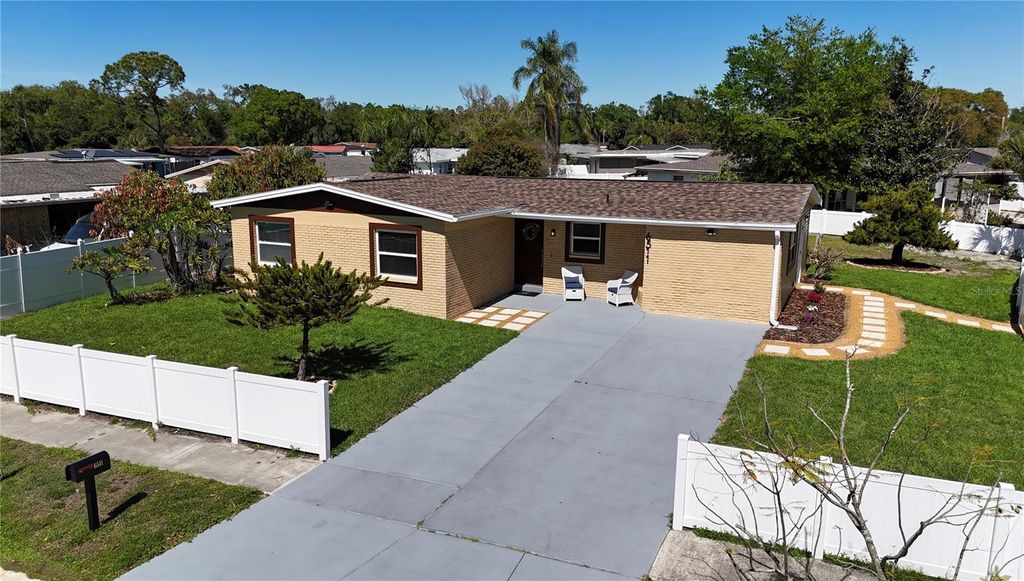 Photo of 6511 Sawyer Ct, Tampa, FL 33634 (MLS # TB8483080)