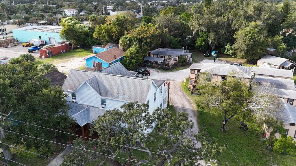 Photo of 212 Madison Avenue, Daytona Beach, FL 32114 (MLS # O6357491)