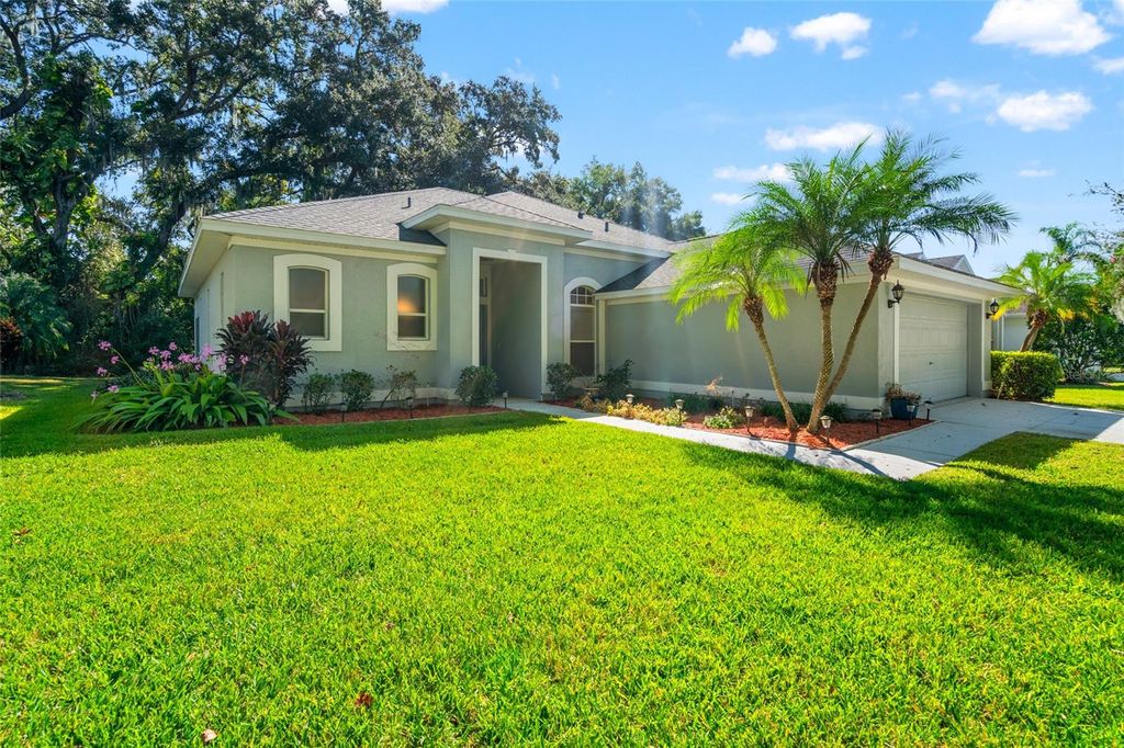 Photo of 2949 Minuteman Lane, Brandon, FL 33511 (MLS # TB8438713)