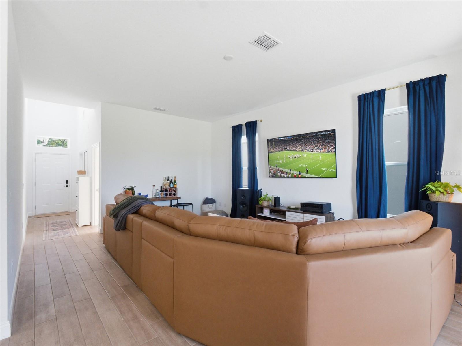 BLUE DIAMOND - Residential