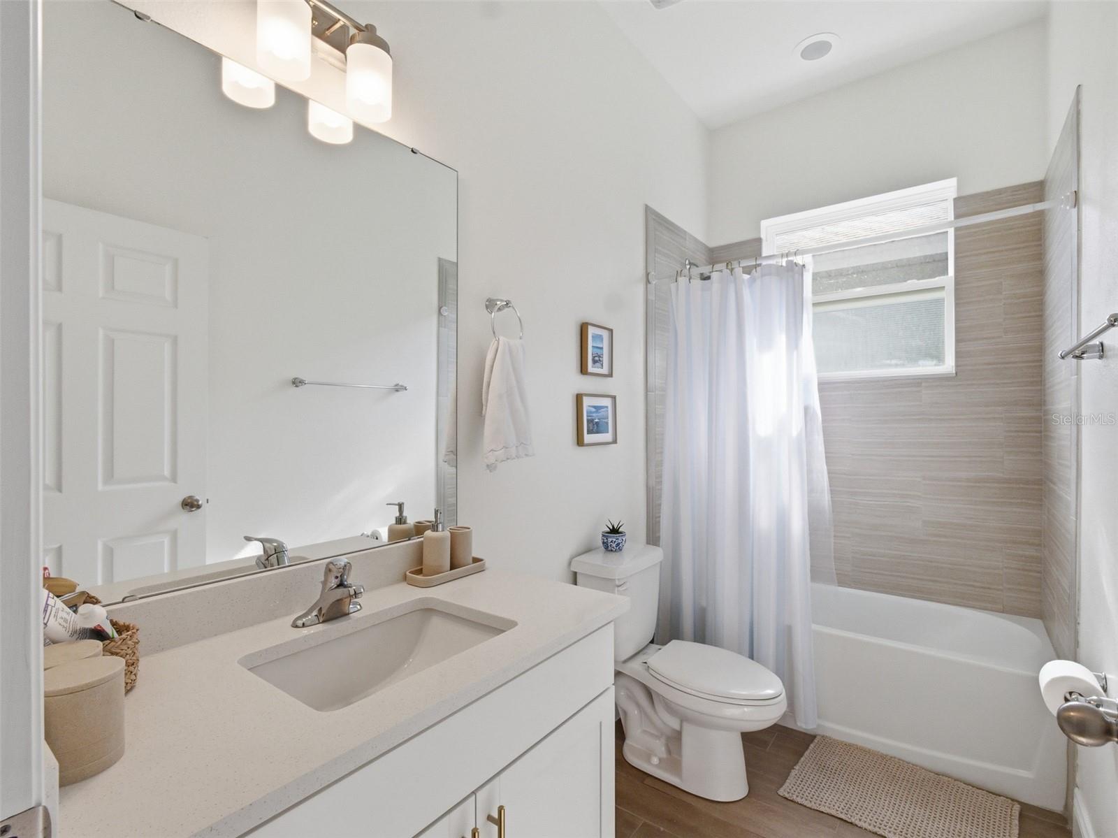 BLUE DIAMOND - Residential