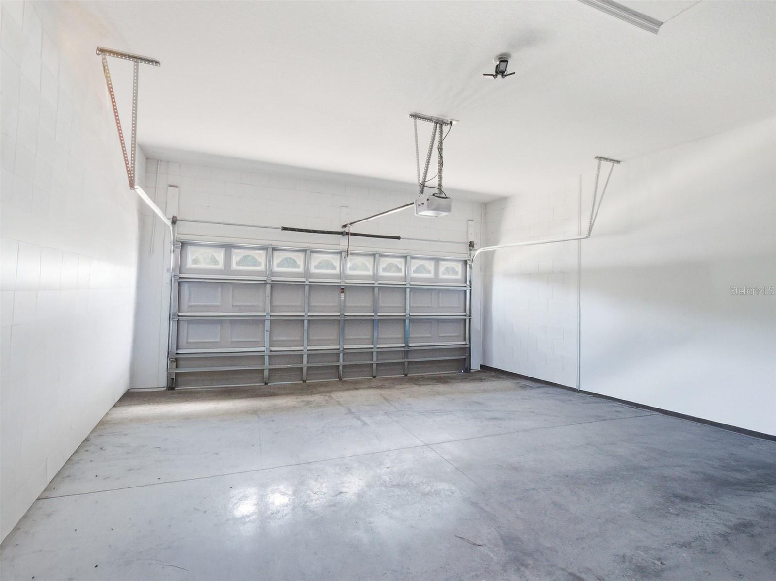 BLUE DIAMOND - Residential