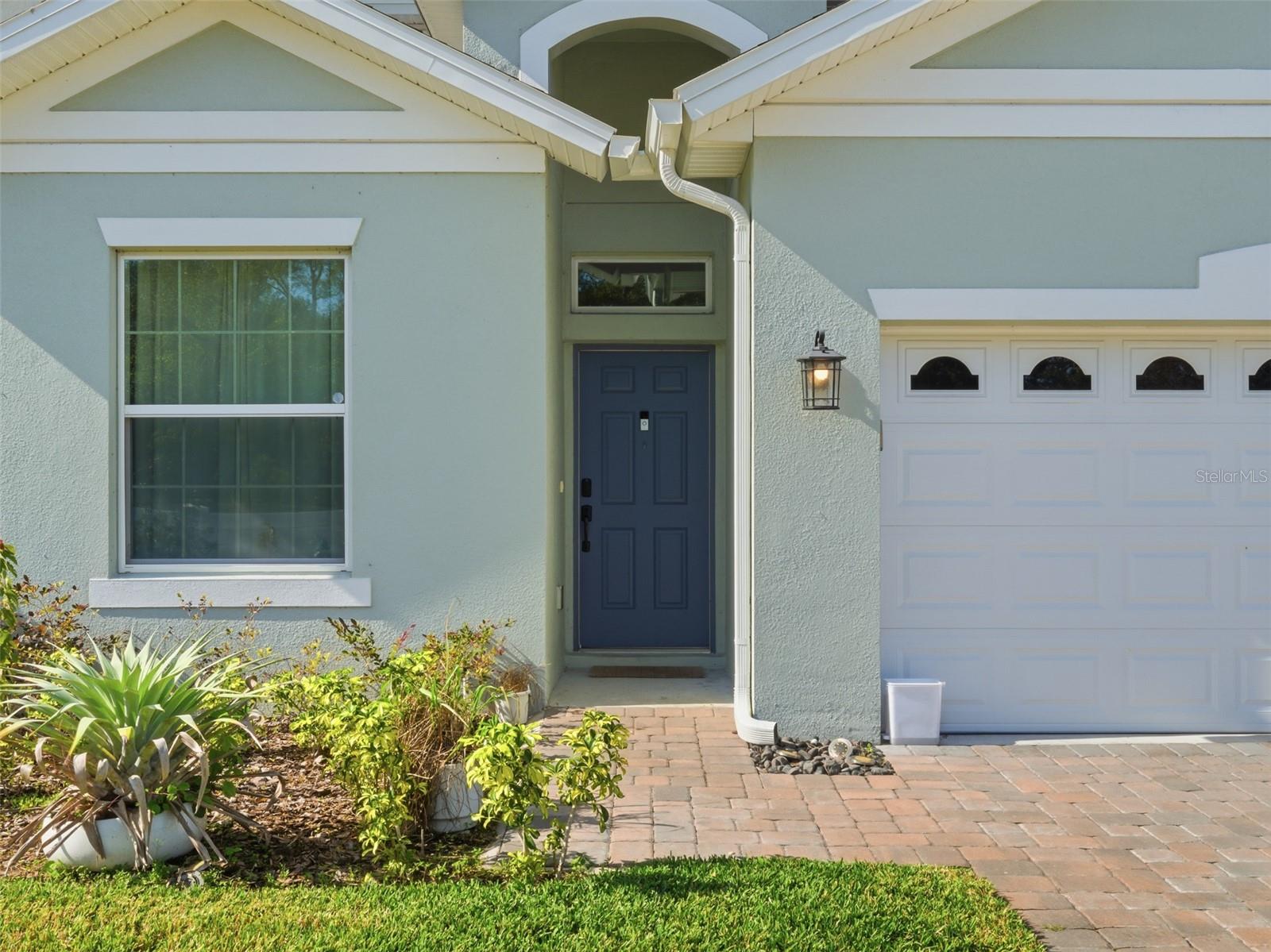 712 REFLECTION LAKE DRIVE