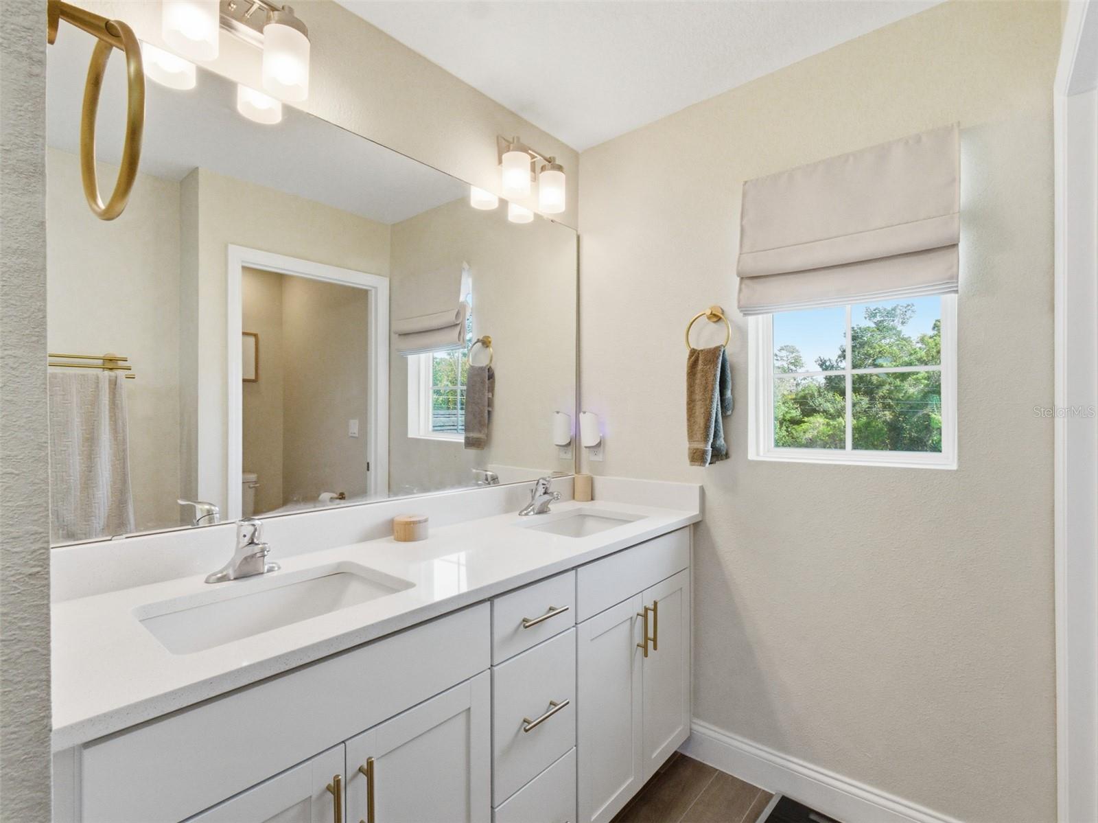 BLUE DIAMOND - Residential