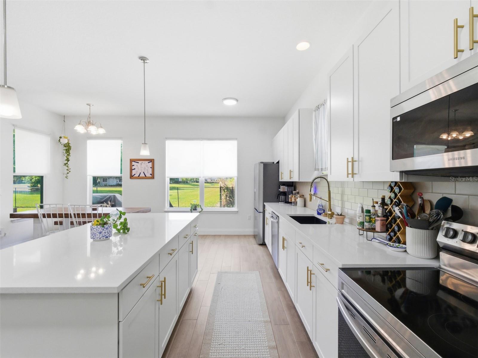 BLUE DIAMOND - Residential