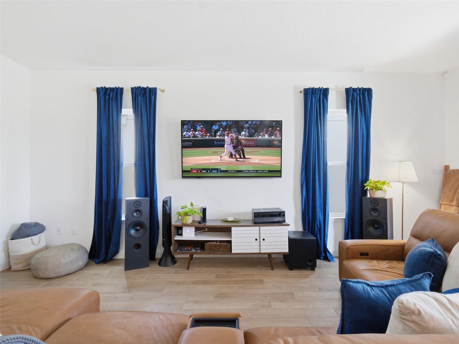 BLUE DIAMOND - Residential