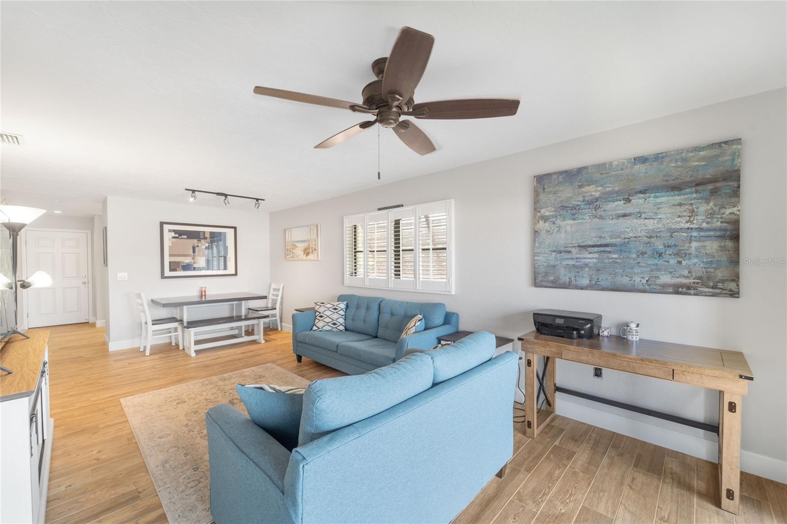 GULF GATE GARDENS - Residential