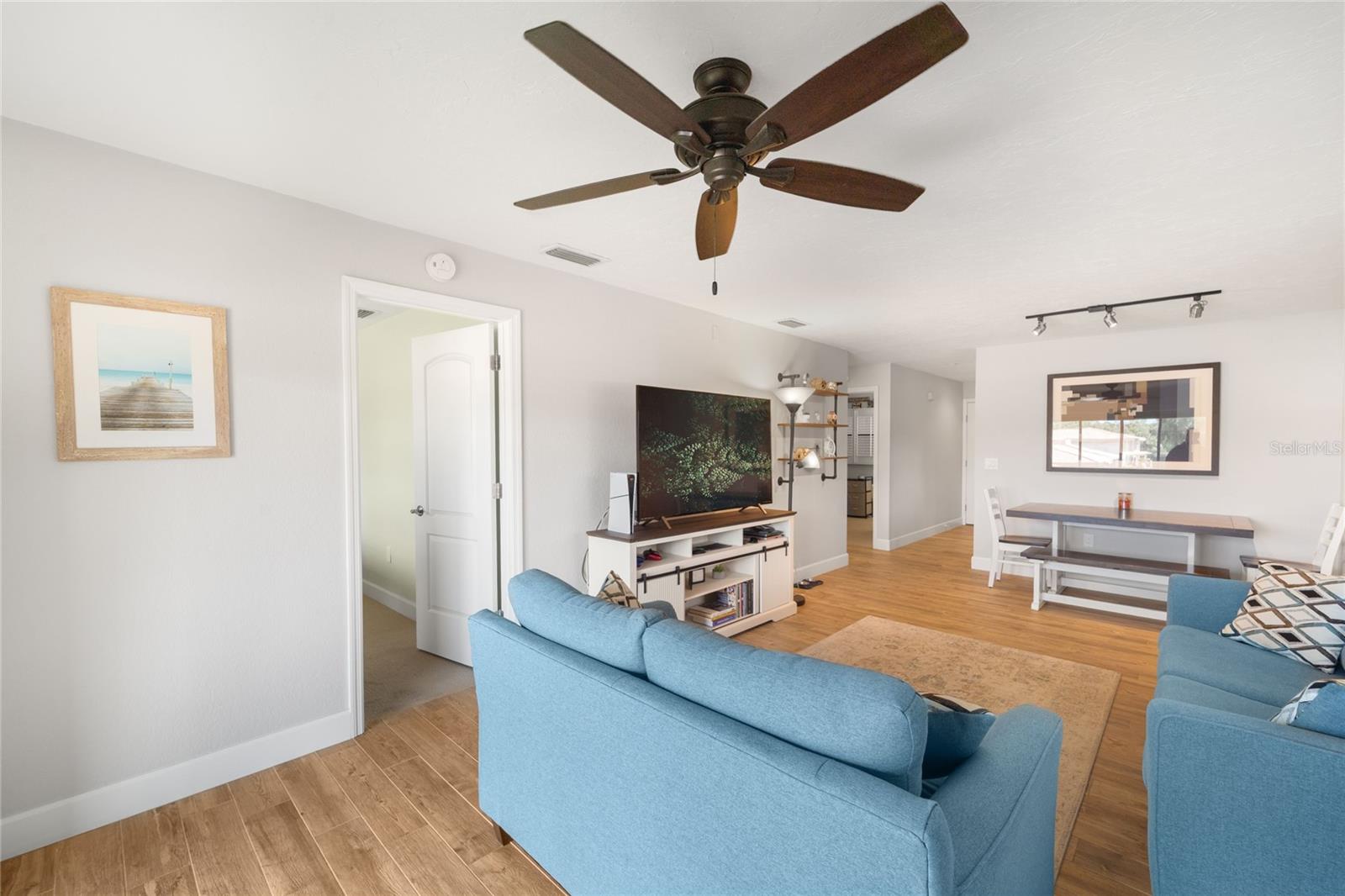 GULF GATE GARDENS - Residential