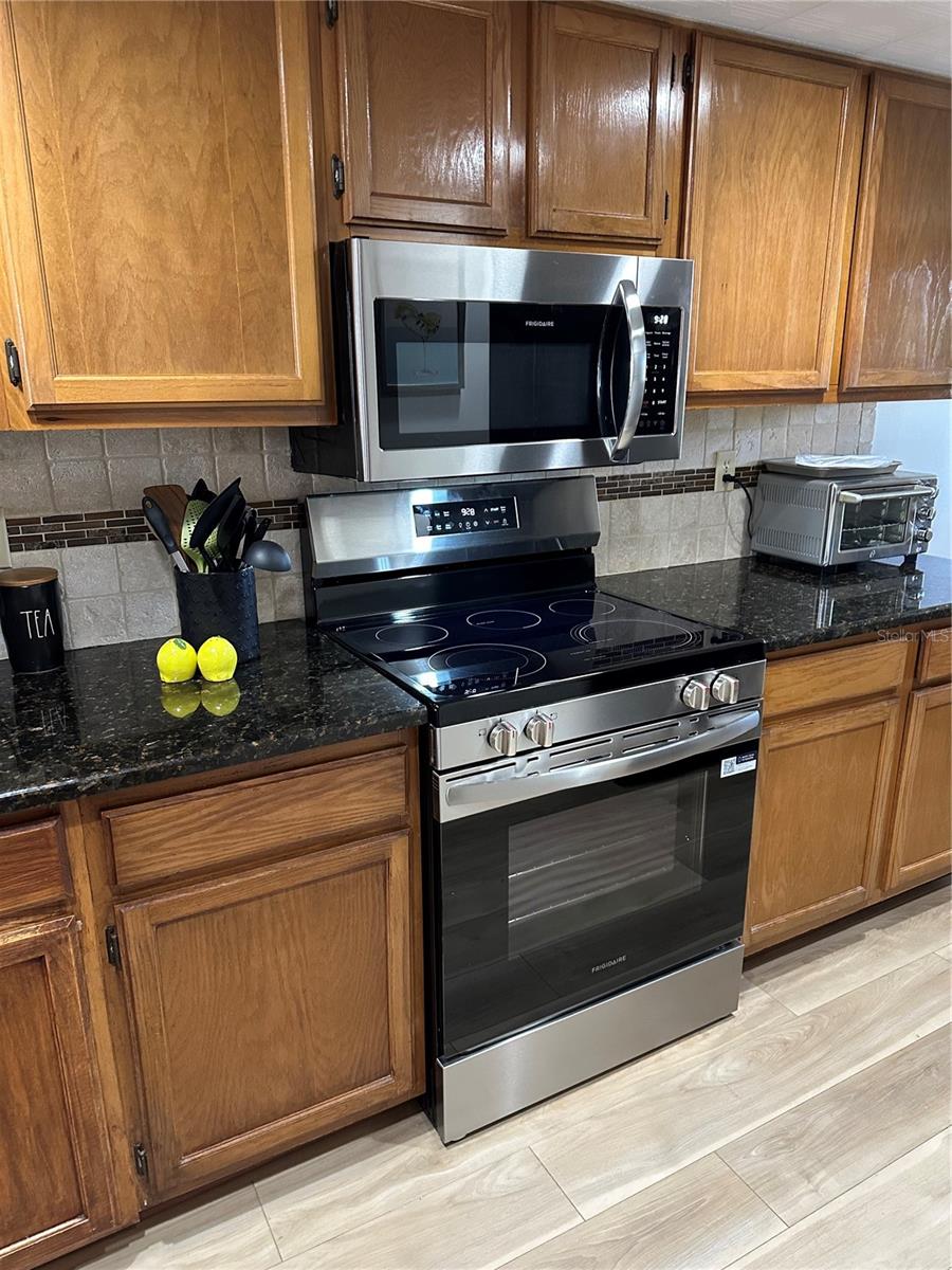 HARBOR GREENS AT YACHT CLUB ESTATES - Residential Lease