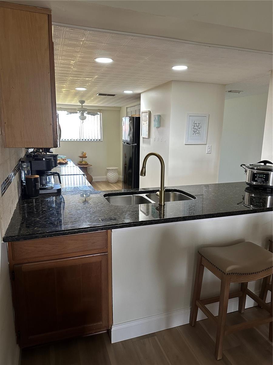 HARBOR GREENS AT YACHT CLUB ESTATES - Residential Lease