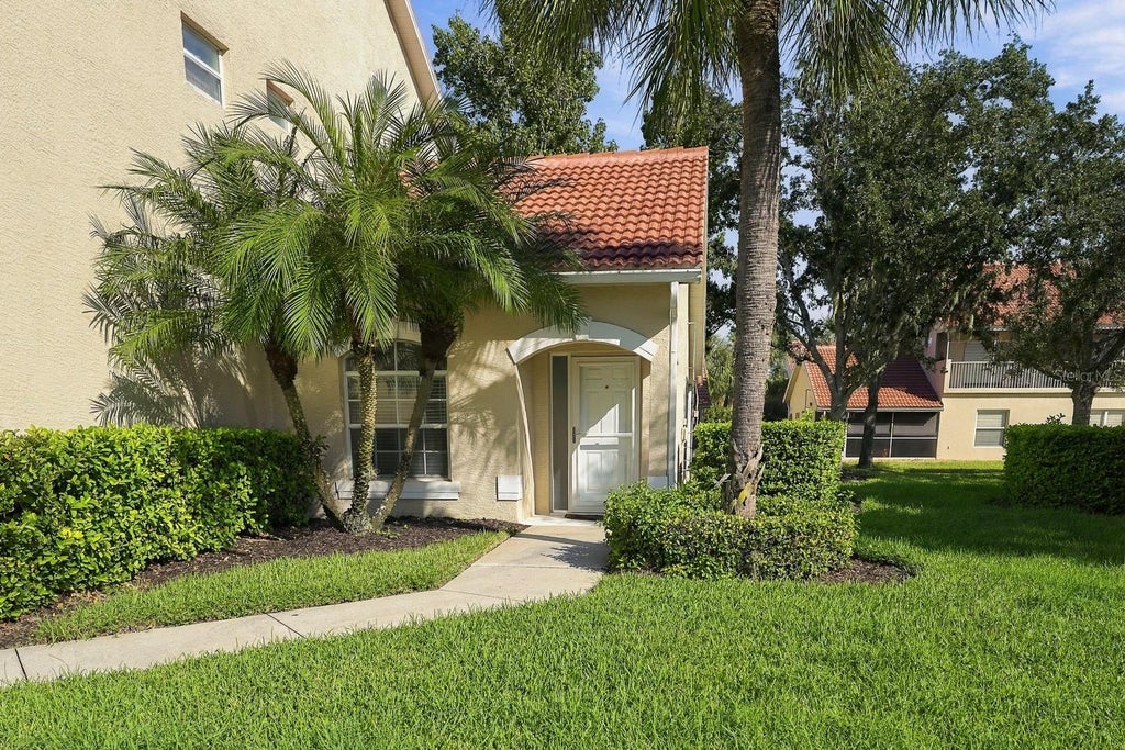 Photo of 7133 Cedar Hollow Circle #22-102, Bradenton, FL 34203 (MLS # A4709434)