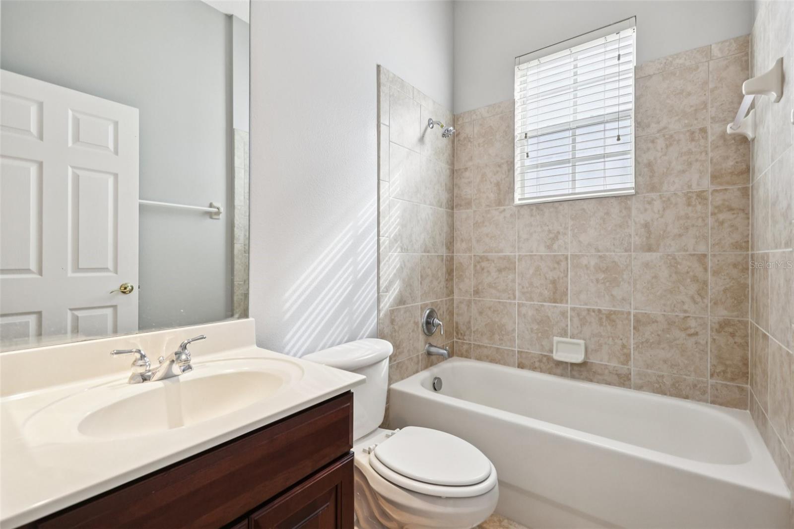 KEENES POINTE - Residential