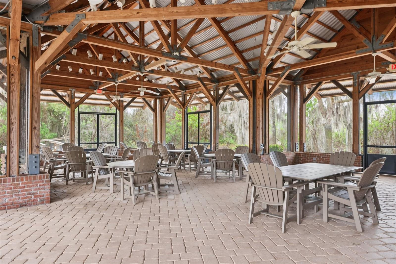 KEENES POINTE - Residential