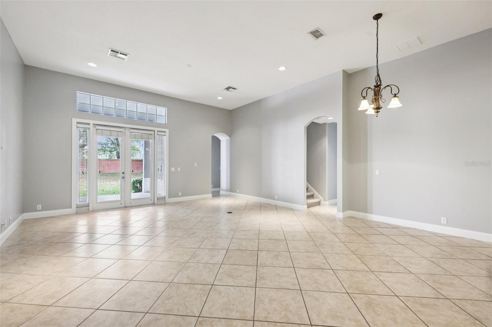 KEENES POINTE - Residential