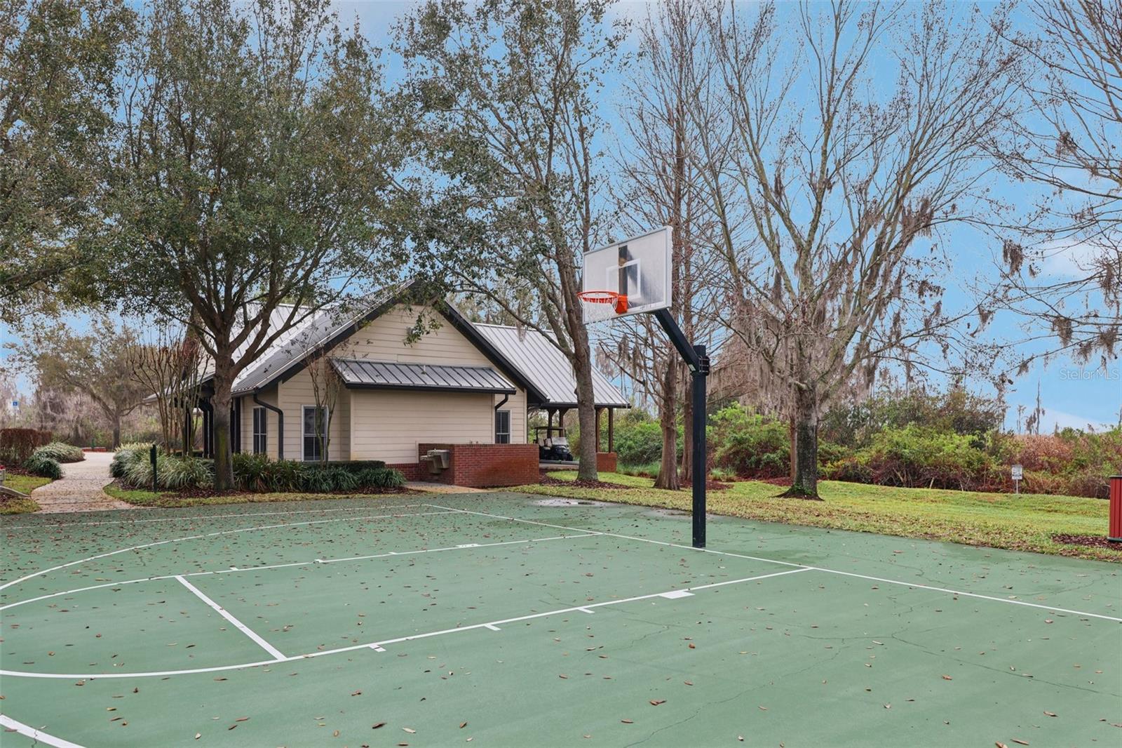 KEENES POINTE - Residential